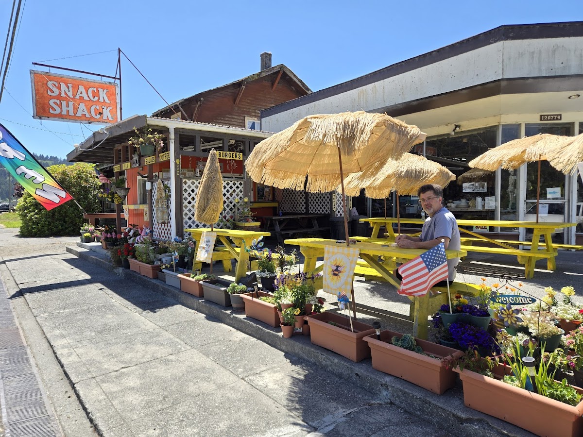 EdeBees Snack Shack